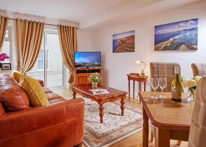 The Royal Marine Guest